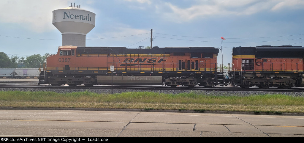 BNSF 6387